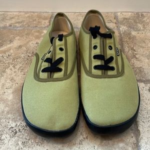 Barefoot Hemp Canvas Sneakers